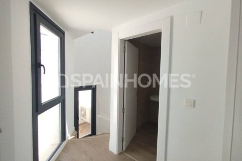 Villa for sale in Torrox, Malaga, Spain 2 bedrooms, 148 sq.m. No. 132719 - photo 18