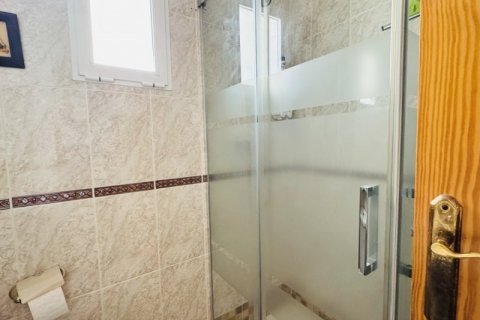 Apartment for sale La Mata, Alicante, Spain 2 bedrooms, 77 sq.m. No. 131072 - photo 16