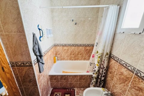 Apartment for sale La Mata, Alicante, Spain 2 bedrooms, 77 sq.m. No. 131072 - photo 10