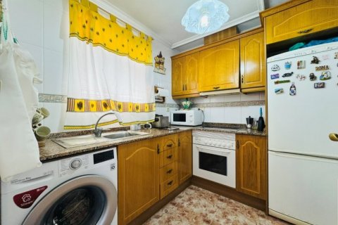 Apartment for sale La Mata, Alicante, Spain 2 bedrooms, 77 sq.m. No. 131072 - photo 18