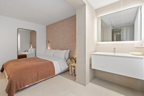 Apartment for sale Nueva Andalucia, Malaga, Spain 3 bedrooms, 172 sq.m. No. 127533 - photo 15