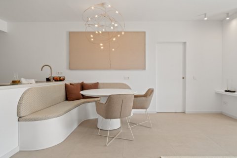 Apartment for sale Nueva Andalucia, Malaga, Spain 3 bedrooms, 172 sq.m. No. 127533 - photo 2