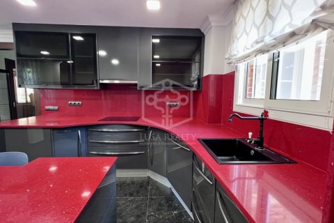 Villa zur Miete Gava, Barcelona, Spanien 4 Schlafzimmer, 350 m2 Nr. 128863 - Foto 7