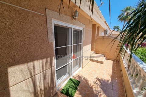 Apartment for sale Los Alcazares, Murcia, Spain 3 bedrooms,  No. 128771 - photo 22