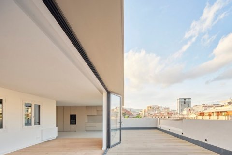 Apartment for sale Barcelona, Spain 2 bedrooms, 95 sq.m. No. 122648 - photo 19
