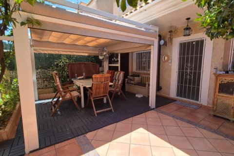 Townhouse zum Verkauf Torrevieja, Alicante, Spanien 3 Schlafzimmer, 110 m2 Nr. 131662 - Foto 1