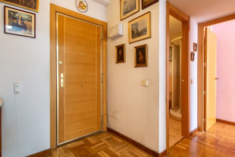 Lägenhet till salu Madrid, Spanien 2 sovrum, 67 kvm. Nr. 124497 - foto 16