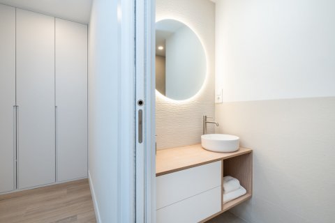 Продажа квартиры в Мадрид, Испания 2 спальни, 122м2 №124493 - фото 22
