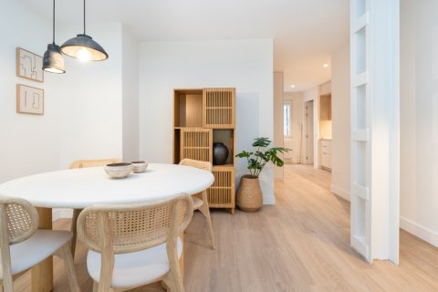 Продажа квартиры в Мадрид, Испания 2 спальни, 122м2 №124493 - фото 6