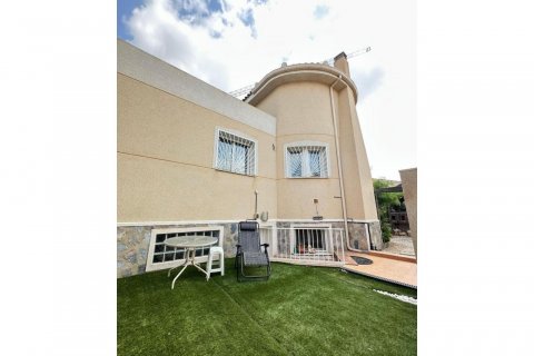 Villa for sale Ciudad Quesada, Alicante, Spain 3 bedrooms, 190 sq.m. No. 131651 - photo 11