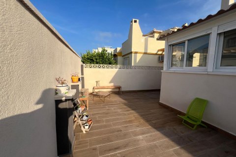 Huvila myytävänä Torrevieja, Alicante, Espanja, 2 makuuhuonetta, 85 m2 No. 131652 - kuva 18