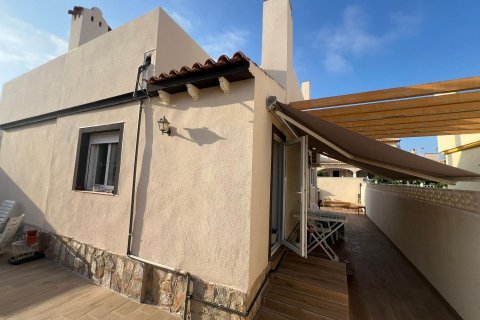 Huvila myytävänä Torrevieja, Alicante, Espanja, 2 makuuhuonetta, 85 m2 No. 131652 - kuva 2