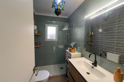Huvila myytävänä Torrevieja, Alicante, Espanja, 2 makuuhuonetta, 85 m2 No. 131652 - kuva 9