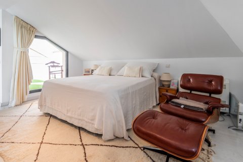 House for sale Madrid, Spain 5 bedrooms, 328 sq.m. No. 122522 - photo 21