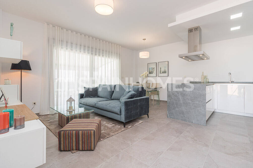 Apartment in Torrevieja, Alicante, Spain 3 bedrooms, 82 sq.m. No. 121296