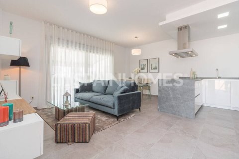 Apartment for sale in Torrevieja, Alicante, Spain 3 bedrooms, 82 sq.m. No. 121296 - photo 25