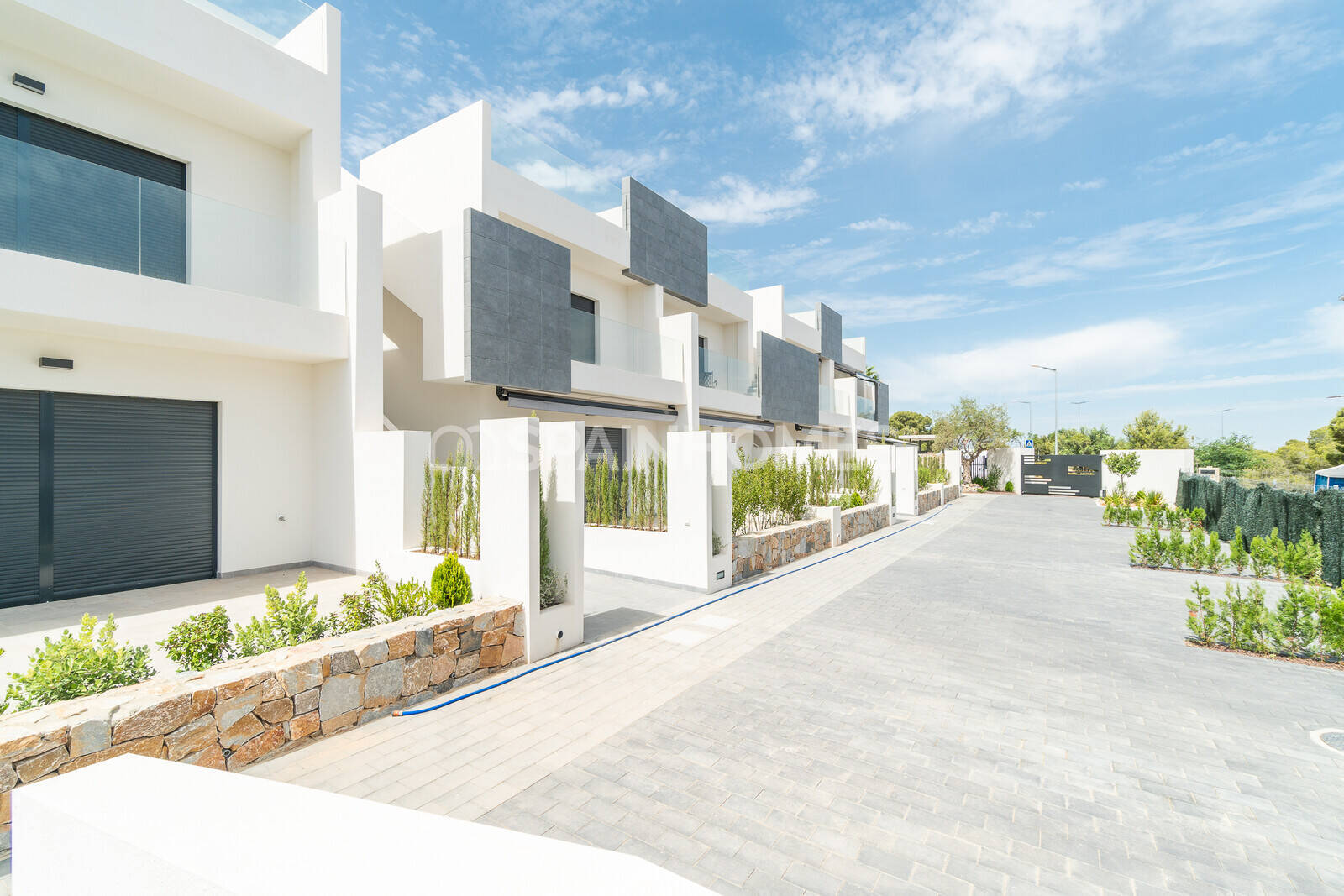 Apartment in Torrevieja, Alicante, Spain 3 bedrooms, 82 sq.m. No. 121296