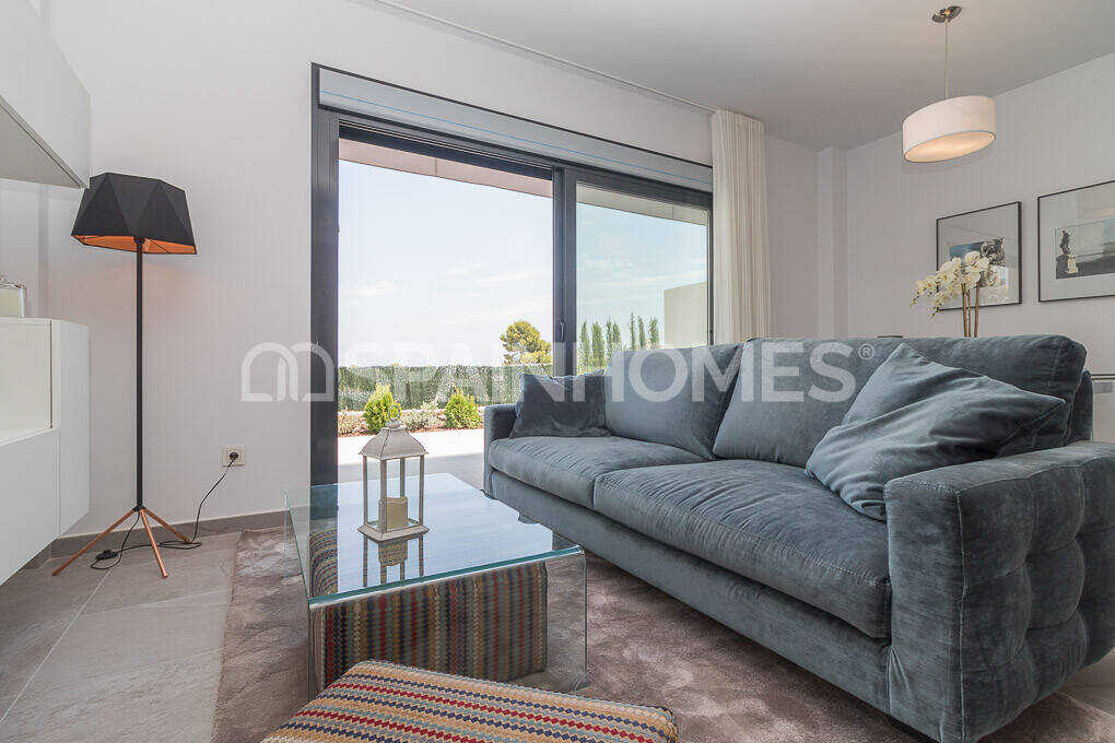 Apartment in Torrevieja, Alicante, Spain 3 bedrooms, 82 sq.m. No. 121296