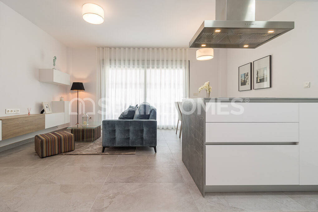 Apartment in Torrevieja, Alicante, Spain 3 bedrooms, 82 sq.m. No. 121296