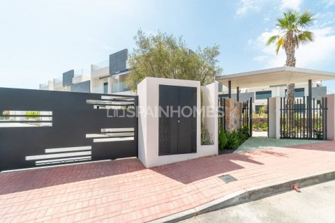 Продажа квартиры в Торревьеха, Аликанте, Испания 3 спальни, 82м2 №121296 - фото 22