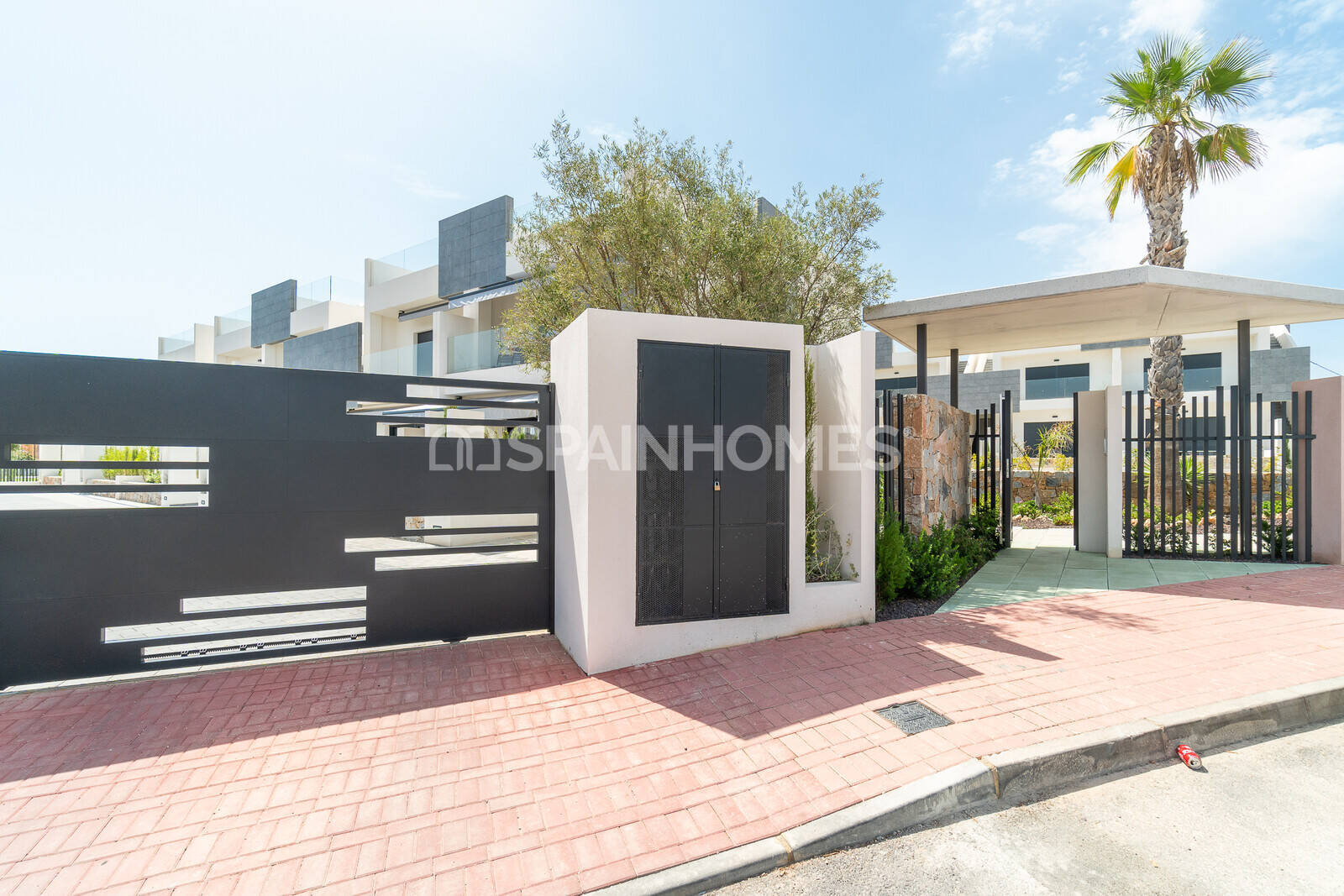 Apartment in Torrevieja, Alicante, Spain 3 bedrooms, 82 sq.m. No. 121296
