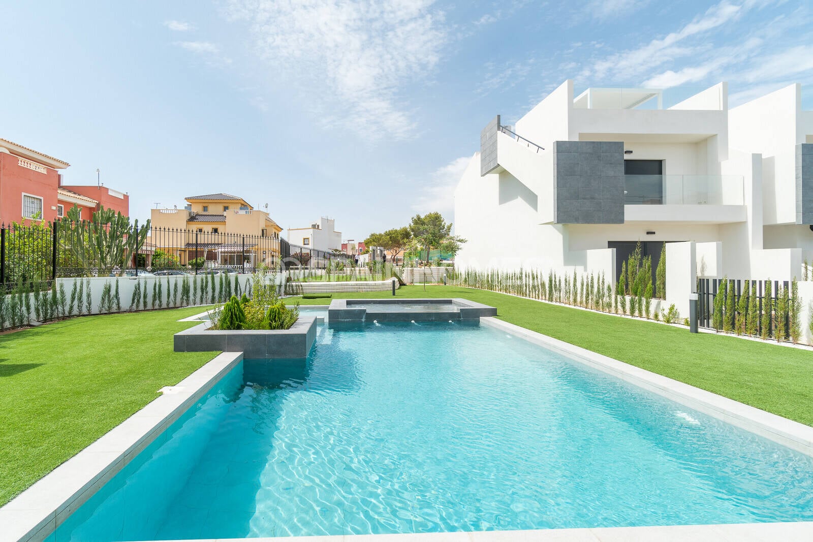 Apartment in Torrevieja, Alicante, Spain 3 bedrooms, 82 sq.m. No. 121296