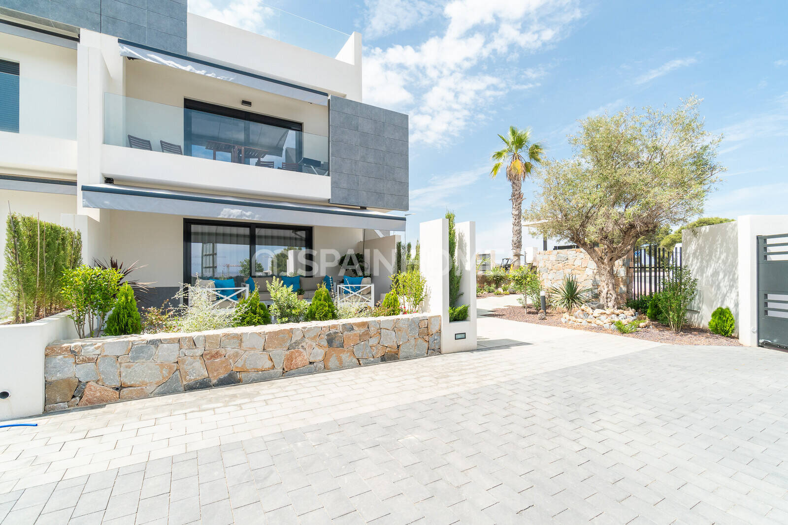 Apartment in Torrevieja, Alicante, Spain 3 bedrooms, 82 sq.m. No. 121296