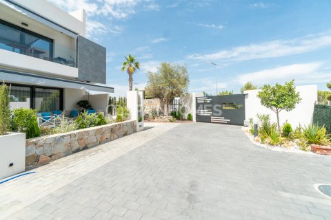 Продажа квартиры в Торревьеха, Аликанте, Испания 3 спальни, 82м2 №121296 - фото 15
