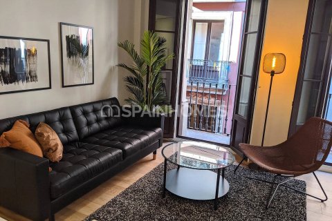 Продажа пентхауса в Барселона, Испания 2 спальни, 76м2 №120914 - фото 3