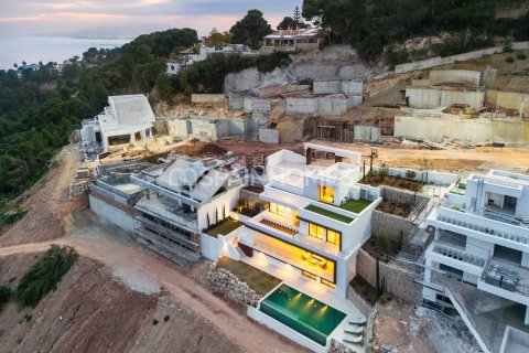 Villa en venta en Málaga, España 4 dormitorios, 320 m2 No. 120918 - foto 2