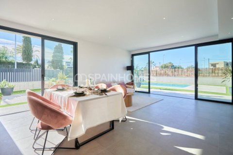 Villa for sale El Campello, Alicante, Spain 2 bedrooms, 135 sq.m. No. 121150 - photo 13