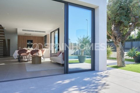 Villa for sale El Campello, Alicante, Spain 2 bedrooms, 135 sq.m. No. 121150 - photo 8
