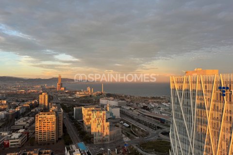 Huoneisto myytävänä Barcelona, Espanja, 1 makuuhuone, 87 m2 No. 120915 - kuva 2