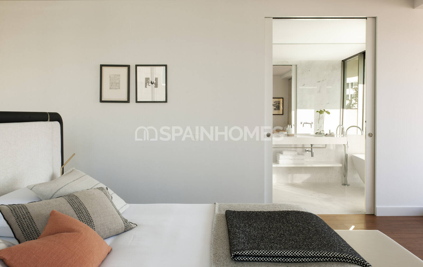 Huoneisto Barcelona, Espanja 3 makuuhuonetta, 184 m2 No. 120917