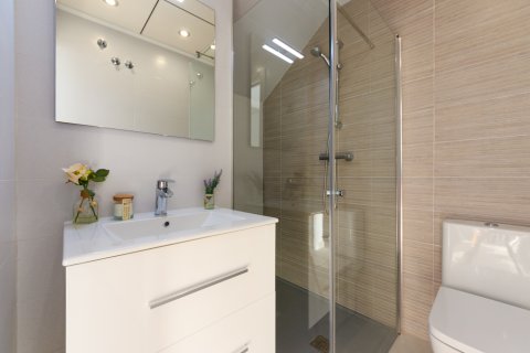Продажа квартиры в Пилар де ла Орадада, Аликанте, Испания 3 спальни, 107м2 №123113 - фото 8