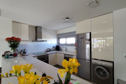 Продажа квартиры Вистабелья, Аликанте, Испания 2 спальни, 75м2 №125452 - фото 6