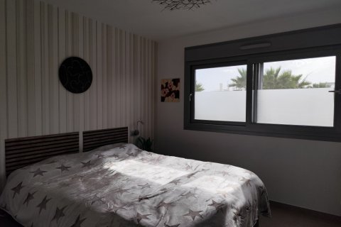 Продажа квартиры Вистабелья, Аликанте, Испания 2 спальни, 75м2 №125452 - фото 8