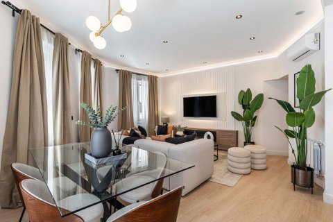 Apartment à vendre Madrid, Espagne, 3 chambres, 125 m2 No. 122771 - photo 11