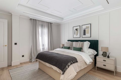 Wohnung zum Verkauf Madrid, Spanien 2 Schlafzimmer, 148 m2 Nr. 122768 - Foto 19
