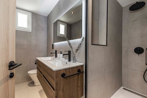Продажа квартиры в Мадрид, Испания 2 спальни, 118м2 №122769 - фото 22