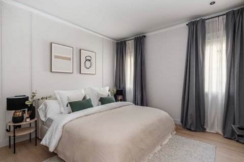 Продажа квартиры в Мадрид, Испания 2 спальни, 118м2 №122769 - фото 18