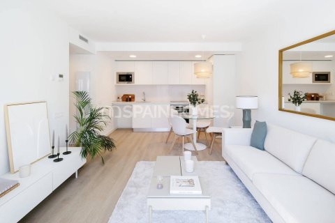 Apartment for sale in Terrassa, Barcelona, Spain 4 bedrooms, 94 sq.m. No. 120818 - photo 9