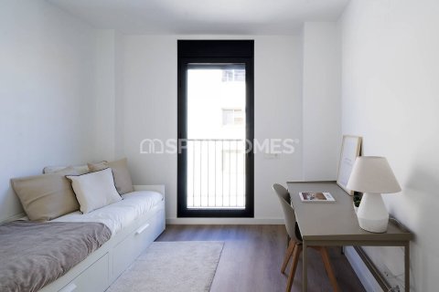 Apartment for sale in Terrassa, Barcelona, Spain 4 bedrooms, 94 sq.m. No. 120818 - photo 16