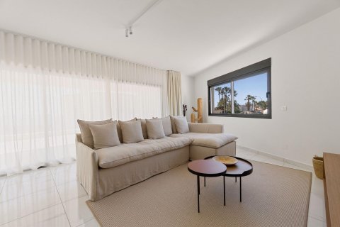 Villa for sale La Veleta, Alicante, Spain 5 bedrooms, 200 sq.m. No. 125037 - photo 11