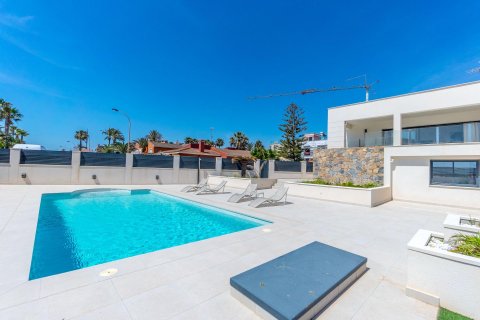 Villa for sale La Veleta, Alicante, Spain 5 bedrooms, 200 sq.m. No. 125037 - photo 4