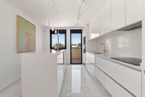 Villa for sale La Veleta, Alicante, Spain 5 bedrooms, 200 sq.m. No. 125033 - photo 17