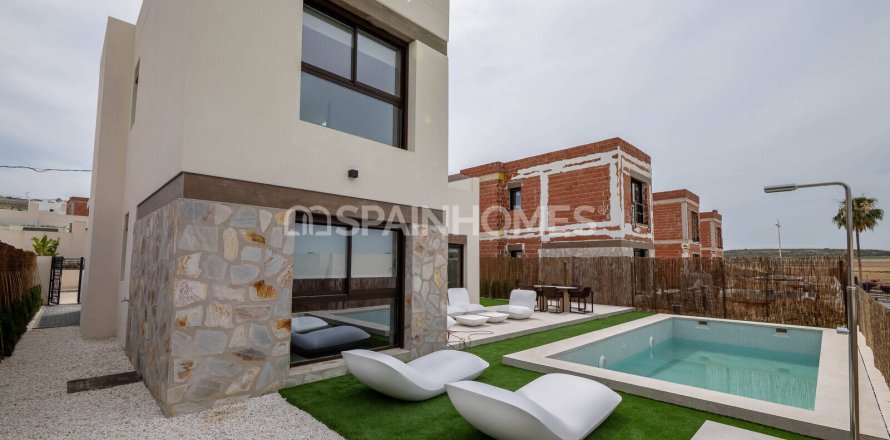 Villa Algorfa, Alicante, España 3 dormitorios, 131 m2 No. 121461