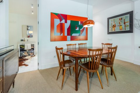 Продажа квартиры в Мадрид, Испания 3 спальни, 106м2 №121807 - фото 5