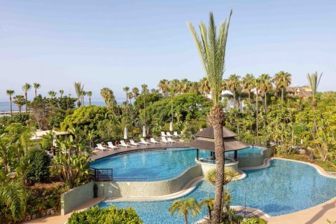 Apartament Marbella, Malaga, Hiszpania 3 sypialnie, 559 mkw. nr 124700 – zdjęcie 1