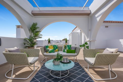 Bungalowi myytävänä Ciudad Quesada, Alicante, Espanja, 2 makuuhuonetta, 86 m2 No. 123622 - kuva 11